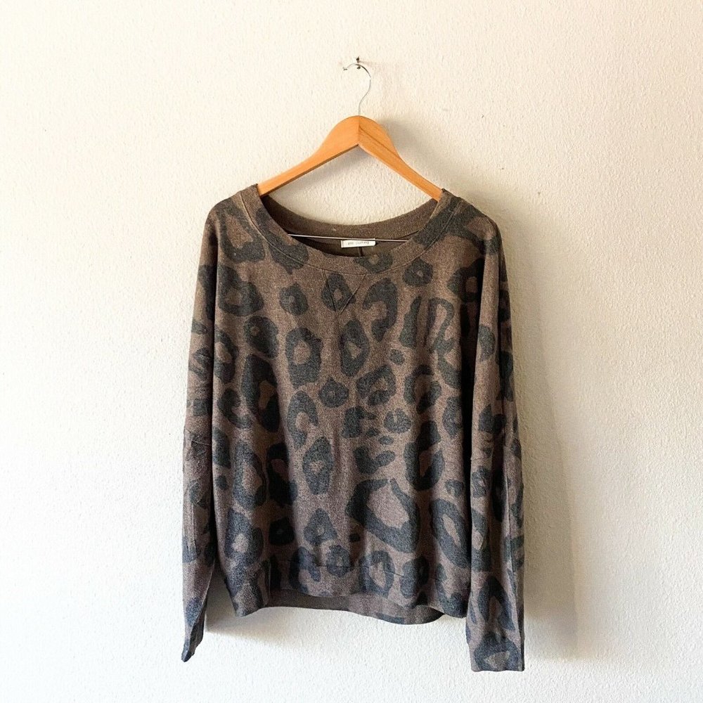Enti brown faded animal print sweater oversized M crewneck cheetah